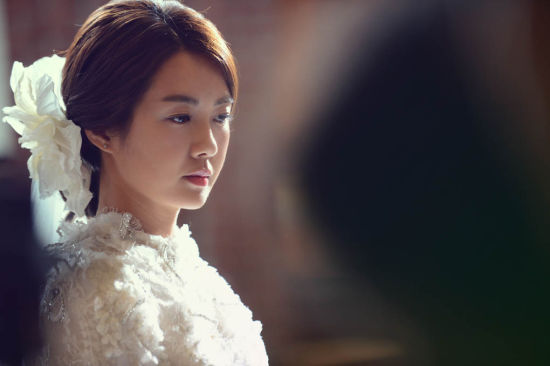 李瑶媛婚纱照唯美