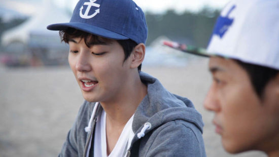 金贤重、尹施允