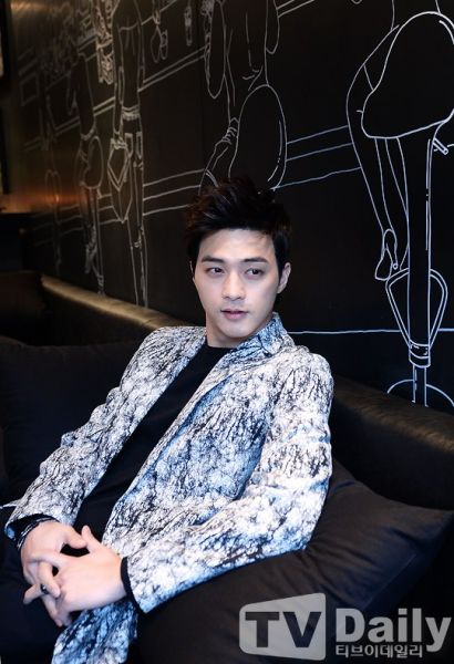 金智勋接受采访