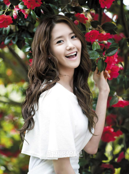 允儿有着超完美容颜