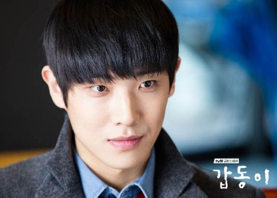 《岬童夷》李准变精神变态