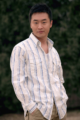 霍亚明(资料图片)新浪娱乐讯 由陈家林执导,李幼斌,霍亚明主演的电视