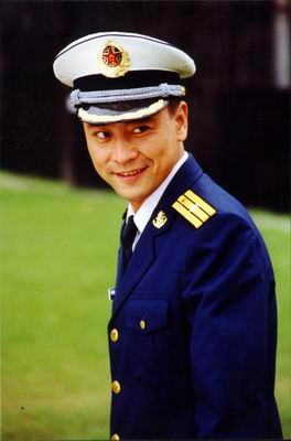 剧照罗钢由导演吕枫执导,罗钢,王彤,霍亚明主演的军垦题材电视剧《走