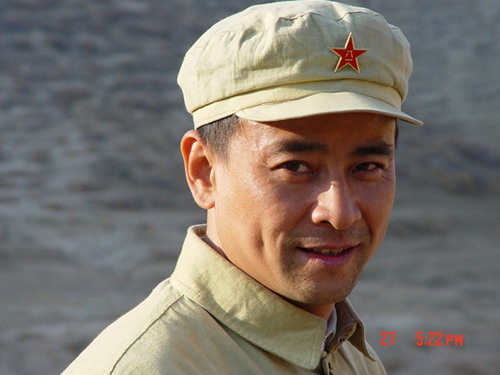 《走天山的女人》热播 罗钢演绎别样青春偶像