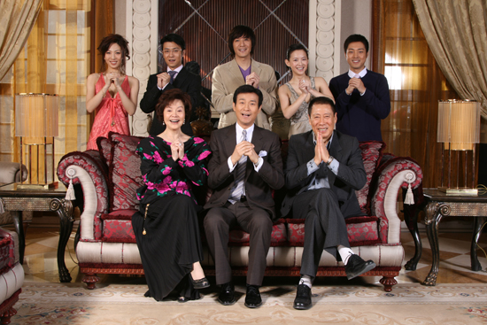 《荣归》全家福