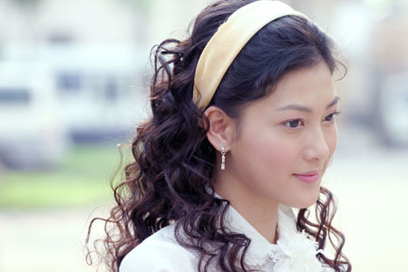 妍等当红明星主演的功夫大剧《咏春》即将在这个月登陆全国各大电视台