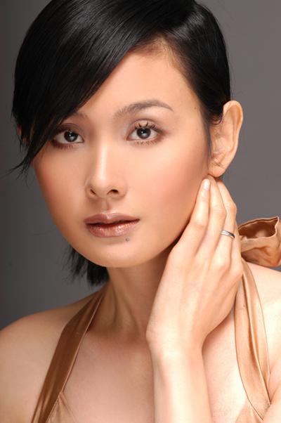 换子成龙暑期大热程莉莎成荧屏新宠图