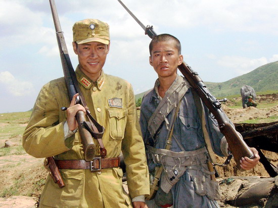 《中国兄弟连》杀青在即 幸存者李嘉明见证历史