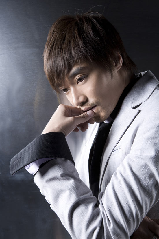 孙逊携新剧首次正式亮相 京城媒体眼前一亮(图)