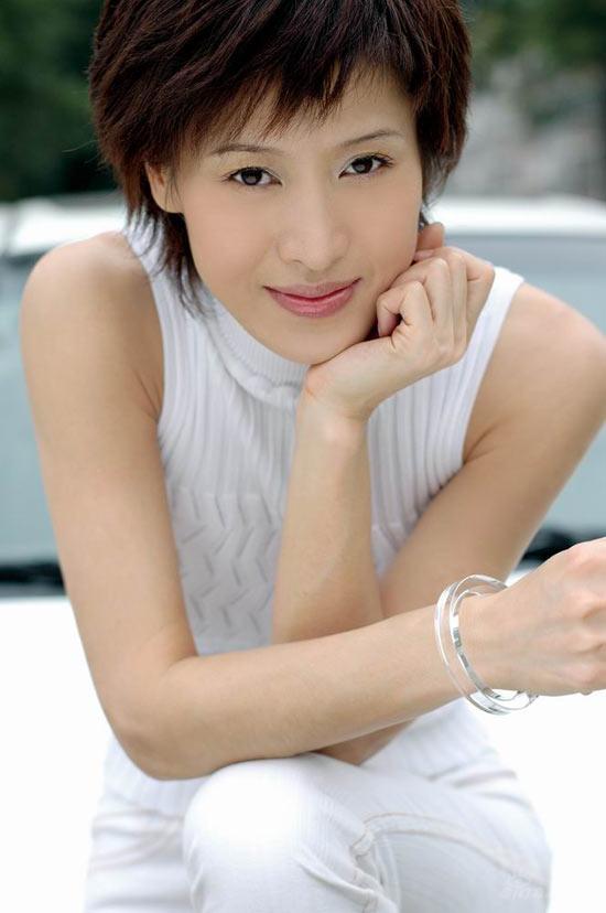 《吴承恩与西游记》中,郑爽饰演吴承恩的姐姐吴承嘉