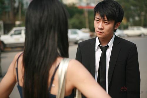 《意乱情迷》涉及青春话题 林申发型惹争议(图)