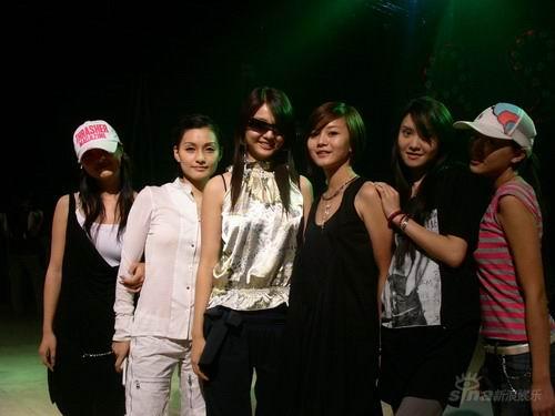 历届星姐齐聚07总决选 亲身传授夺冠秘诀(图)