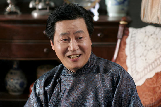 赵宝刚扮演冠晓荷