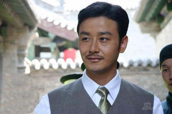 《山菊花》热播 英俊刘牧再演红色偶像剧(图)