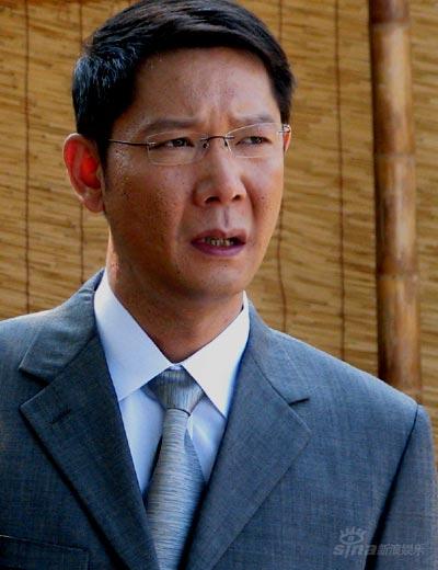 资料:《别让爱沉默》主演剧照-冯国强饰柳新华