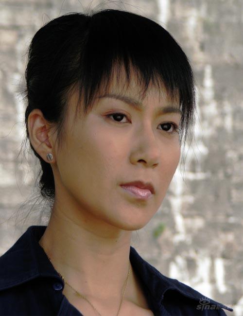 资料别让爱沉默主演剧照钱嘉仪饰陈雨