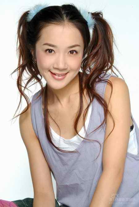 武十郎热播甜美李依晓剧中演笑星图