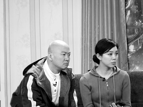 郭冬临表情投入