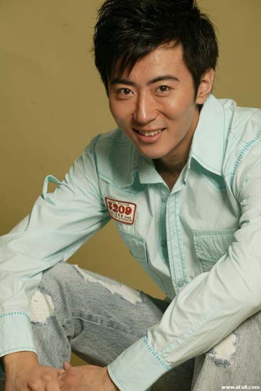 高梓淇 新浪娱乐讯 今晚,湖南卫视将继续播出由高梓淇,宋雨霏等联袂