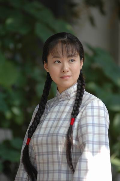 沈傲君饰演林佩瑶