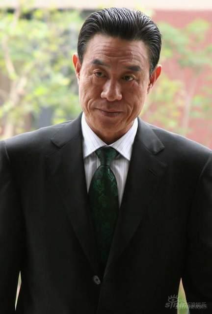 杜志国杜淳齐上阵 《非亲父子》演绎父子亲情