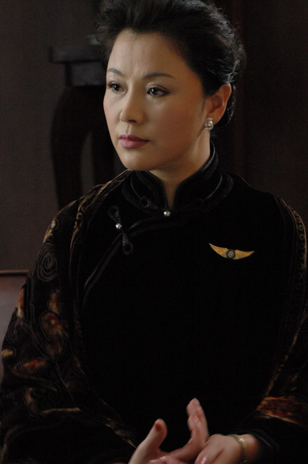 唐国强掌舵《解放》 于小慧再演宋美龄(图)