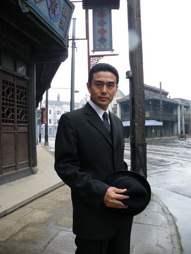 白凡《剑谍》当军统头子 劲酷造型抢先曝光