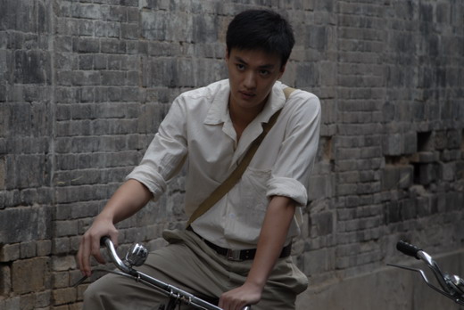 《空巷子》再掀收视热潮 周一围女人戏中挑大梁