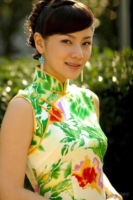 《纸醉金迷》持续热播 胡可自认曼丽不是牛素云