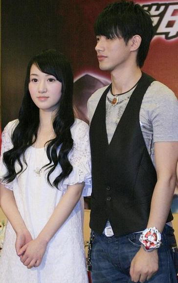 吴建飞出演中国版奥特曼 新剧上海抢先首播(图)