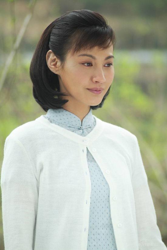 杨雪《男儿本色》造型曝光 温婉形象动人心脾