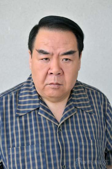 郑则仕《虾球传》再版"肥猫"变"鳄鱼"(图)