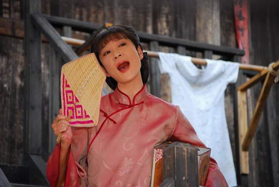 刘雪华漂亮造型