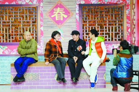 　小品《捐款》联排现场