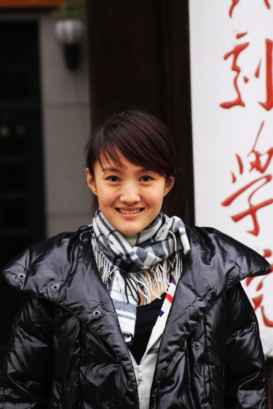 衣珊《孔子春秋》裸妆上阵 颠覆性格演完美女性