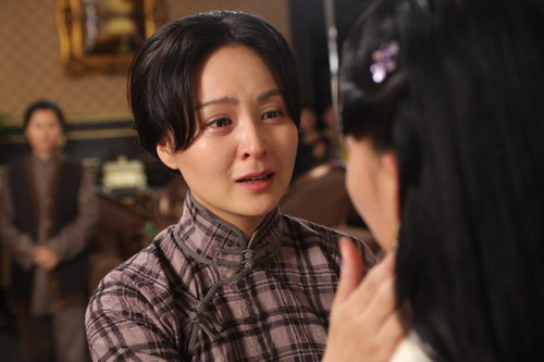 《钻石豪门》收视飙升 戴娇倩一人分饰两角