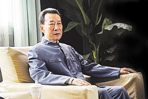 李雪健在《命运》中扮演宋梓南