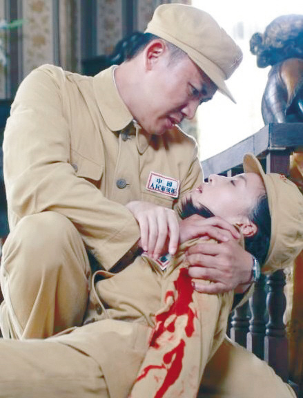 年度悬疑大戏开播 张译聂远揭《枪声背后》真相