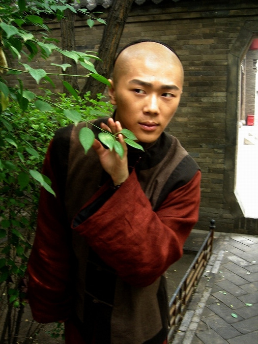 苏茂洋《天地民心》成亮点 跨越半世纪挑战演技