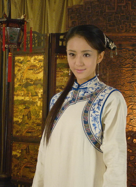 佟丽娅《宫》清装造型