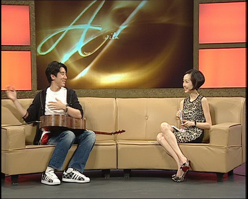 房祖名做客鲁豫有约 音乐背后讲述家庭秘事(图)