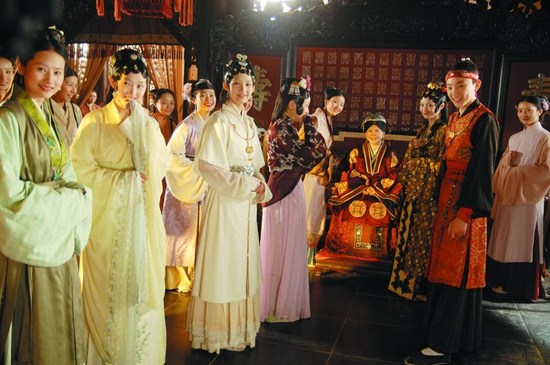 新《红楼梦》剧照