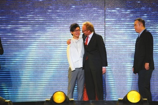 冠军“无臂王子”刘伟