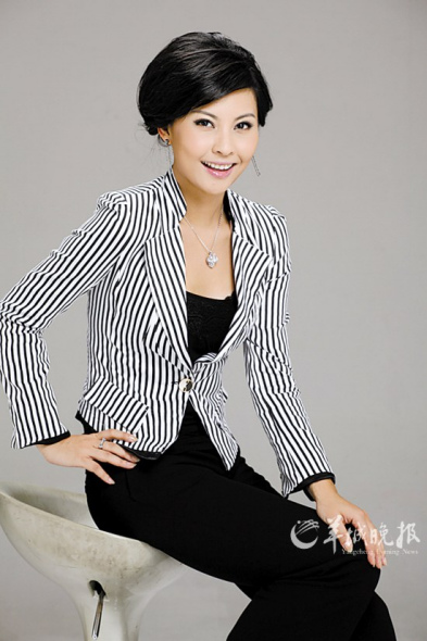 《真情追踪》主持人林洁