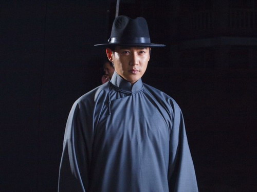 陆毅新剧出演精英特工形象硬朗