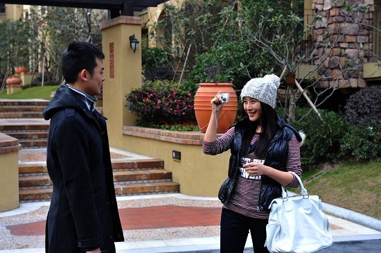 《红玫瑰黑玫瑰》聚焦热点 人民币升值拨动民生