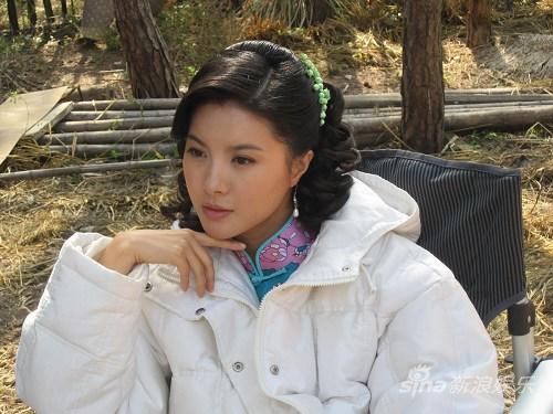 郑萍再演京剧名伶 《博弈》打造抗日传奇(图)