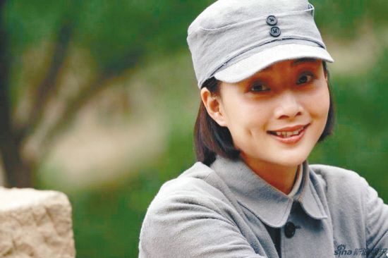 殷桃感受红色激情