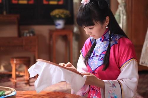 习雪称《百媚千娇》床戏无挑战 姚橹赞其有前途