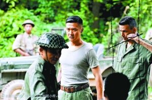 《中国远征军》吸引众多观众，也引来众多质疑。图为该片剧照。（资料图片）